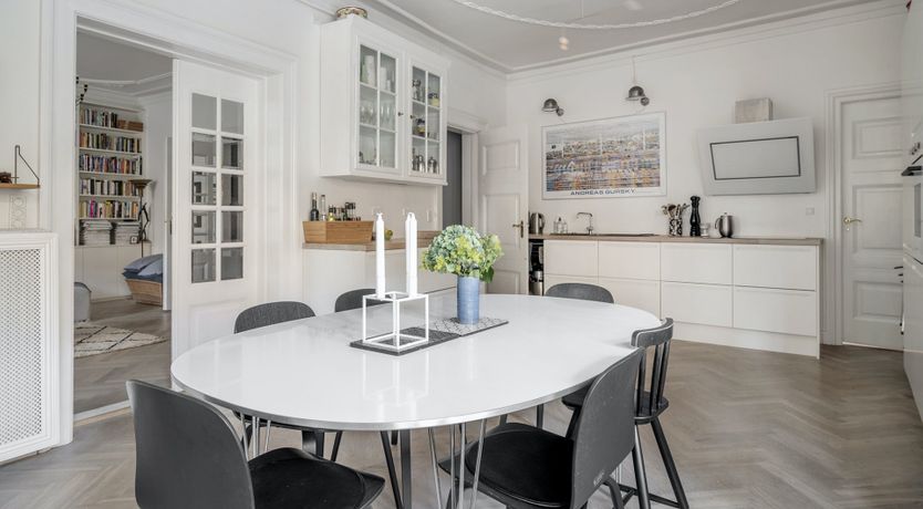 Photo of Look At You