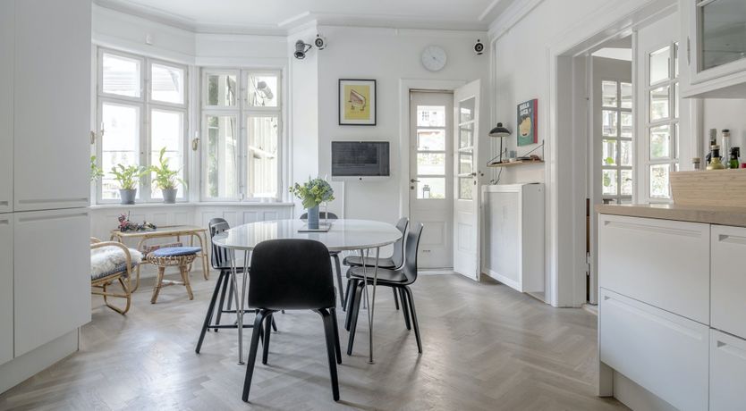 Photo of Look At You