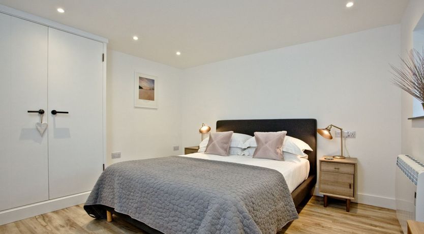 Photo of Oat & Treacle