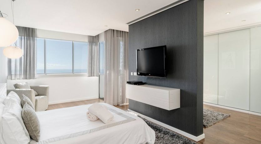 Photo of Gleam Of The Sea