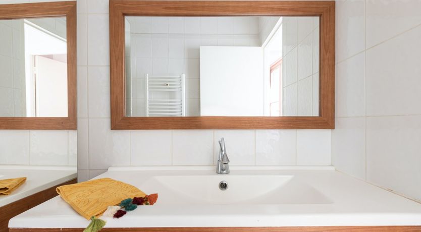 Photo of The Red Right Hand