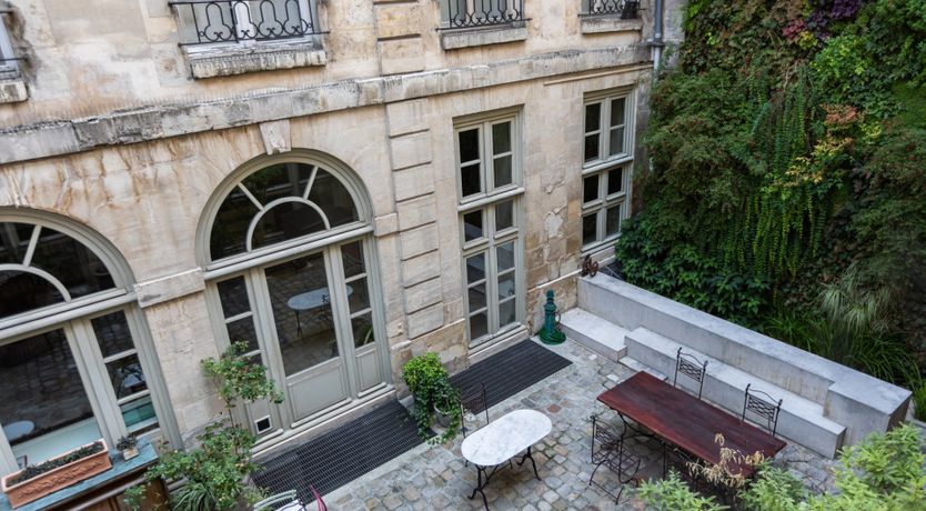 Photo of The Red Right Hand