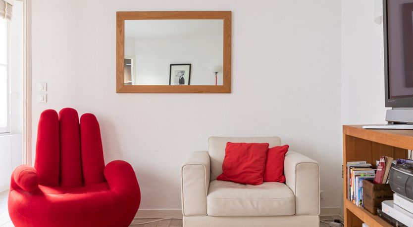 Photo of The Red Right Hand