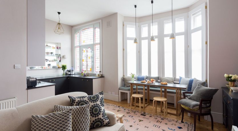 Photo of Queen of Queen's Park