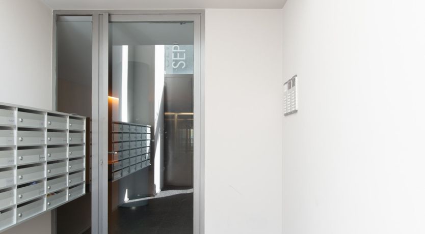 Photo of The Singing Butler