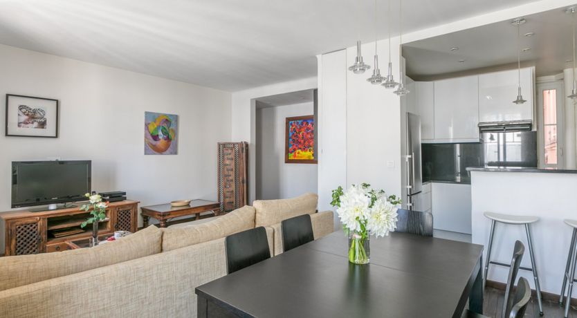 Photo of Poppy & Perle