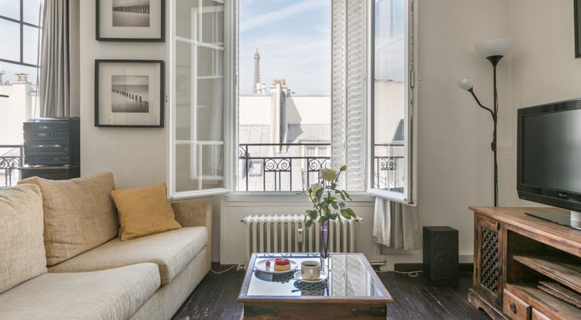 Photo of Poppy & Perle