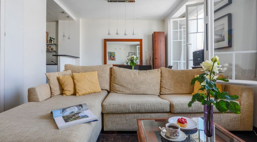 Photo of Poppy & Perle