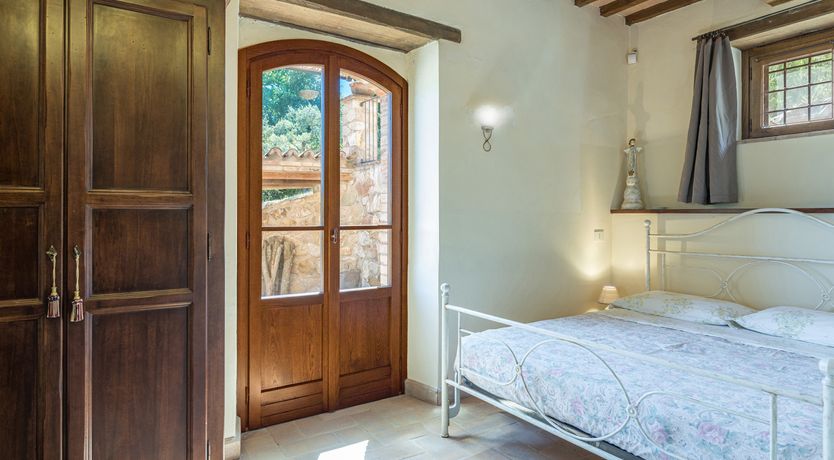 Photo of Olive Branch Offering