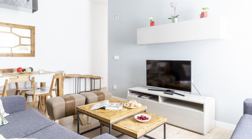 Photo of Beehive Mirror