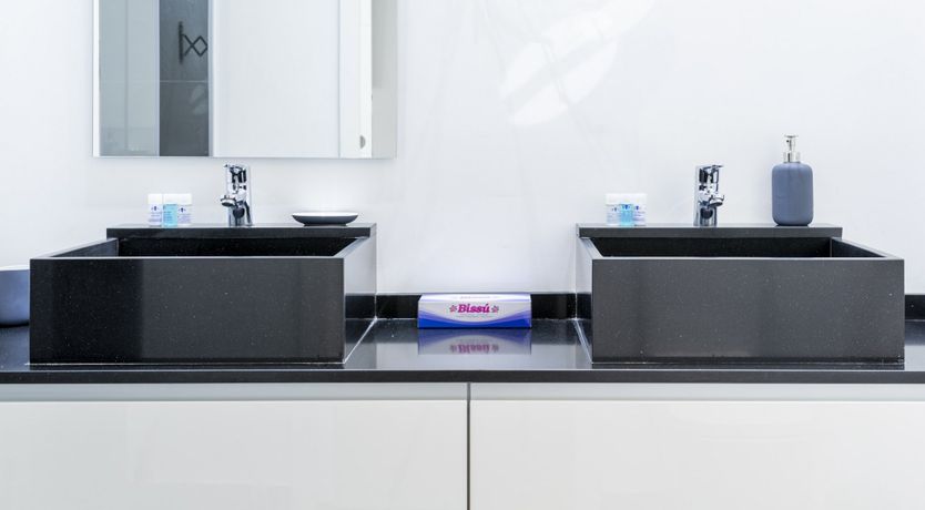 Photo of Beehive Mirror