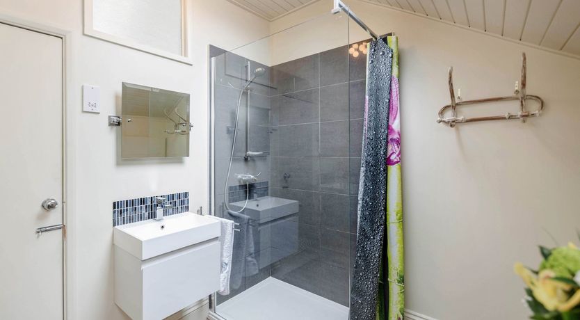 Photo of Brooklyn Bridge