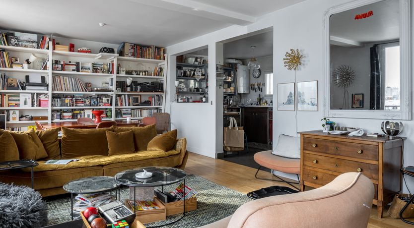 Photo of The Guitarist