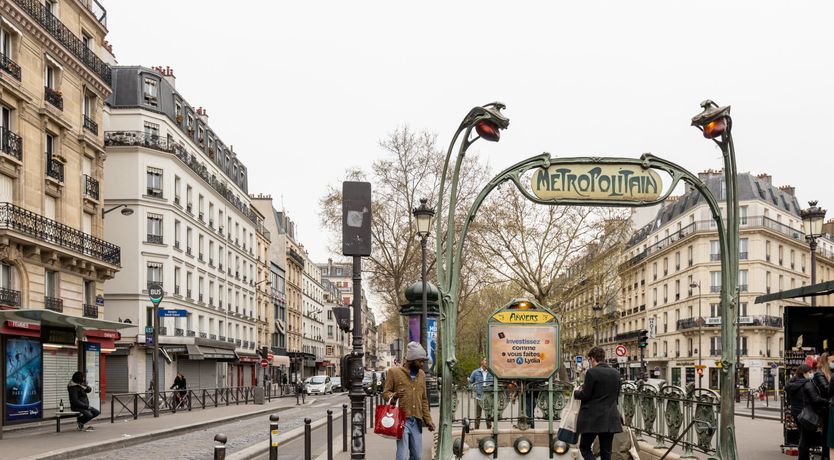 Photo of The Guitarist