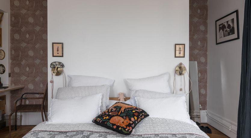 Photo of The Guitarist