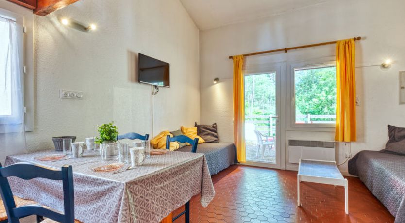 Photo of Les Cracks - Les As Holiday Home 10