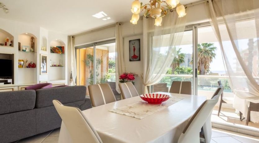 Photo of Les Palmiers Apartment 2