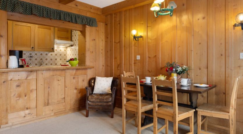 Photo of Square Poste 341 Apartment 2