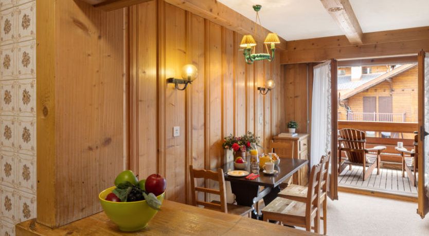 Photo of Square Poste 341 Apartment 2