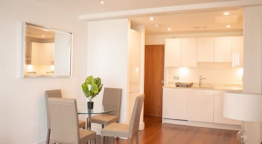 Photo of Lincoln Way