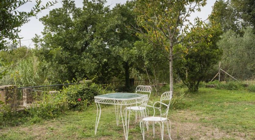 Photo of Casale Ai Noccioli Apartment 2