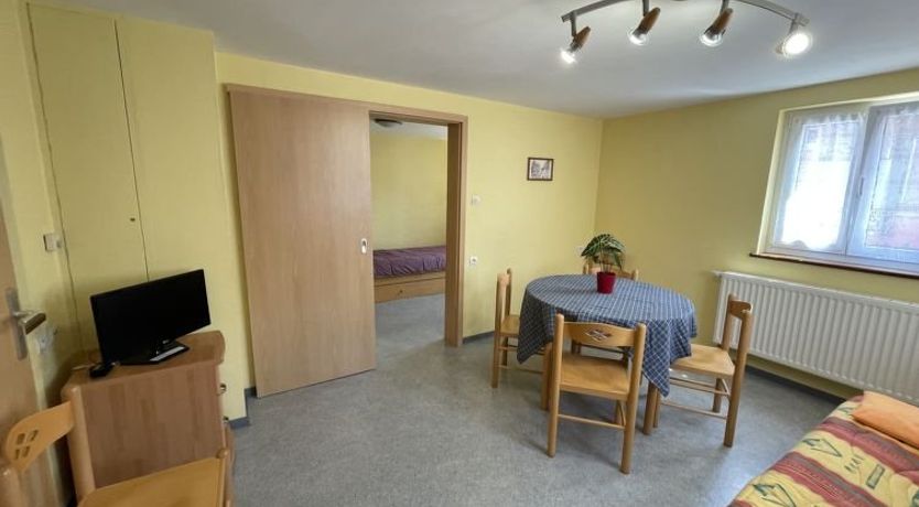 Photo of Résidence jaune et rose