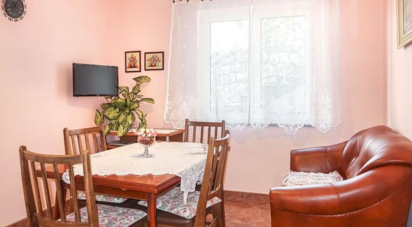 Photo of Manestar Apartment 2