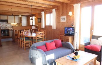 Seravalle Holiday Home