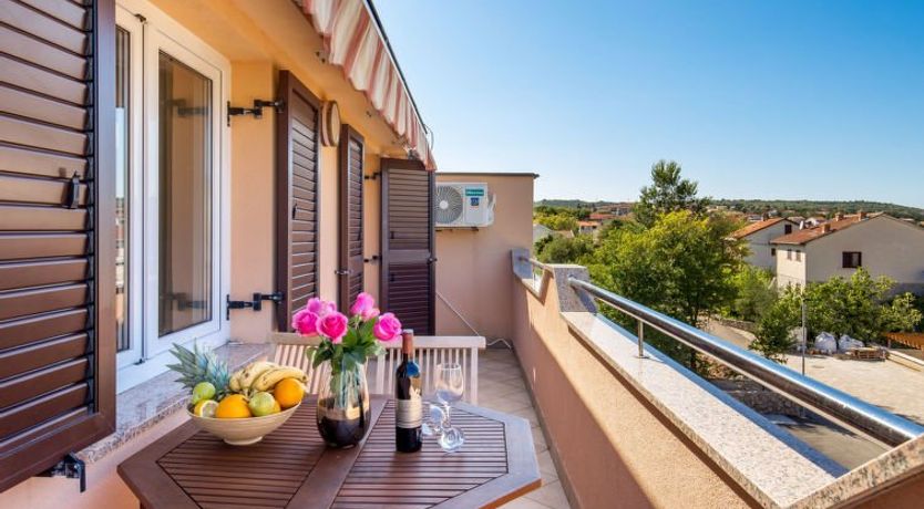 Photo of Tea Apartment 5