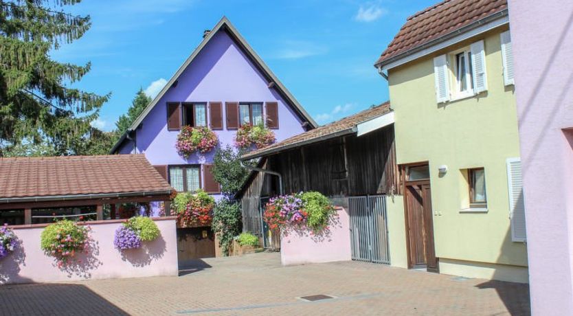 Photo of Résidence jaune et rose Apartment 4