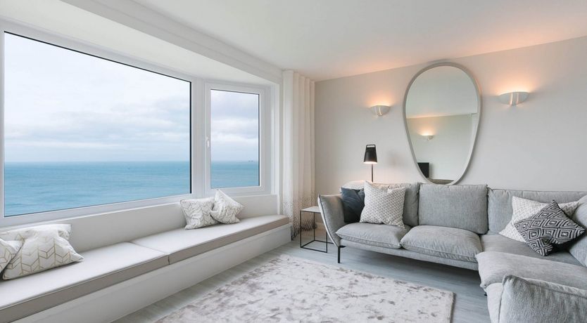 Photo of Golden Heights