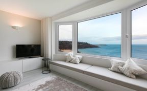 Photo of Golden Heights