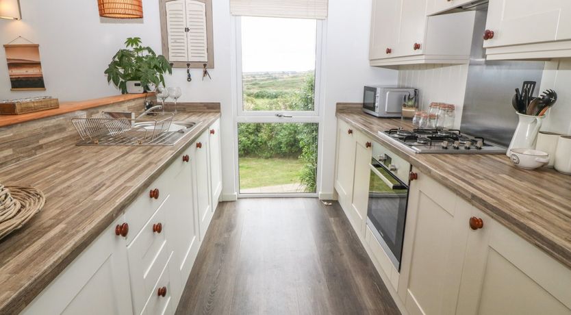 Photo of Sunstone Lodge (Garreg Haul Lodge)