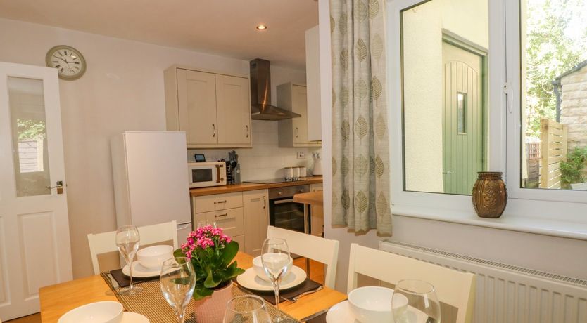 Photo of 6 Hunters Green Close