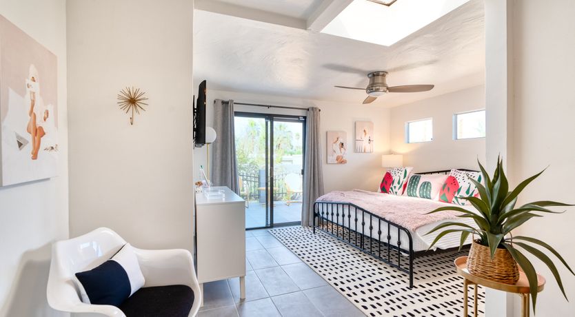 Photo of South Palm Daydream