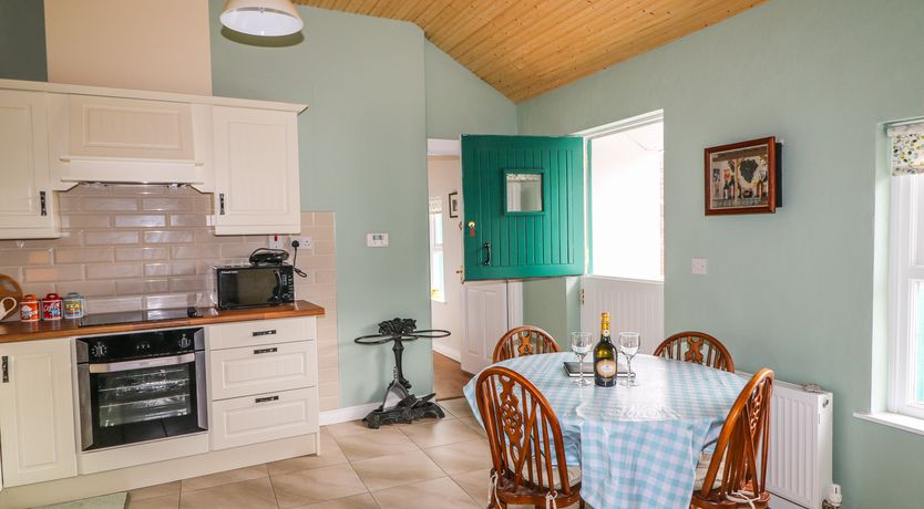 Photo of Pat White's Cottage