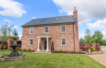Moor End Manor Holiday Cottage