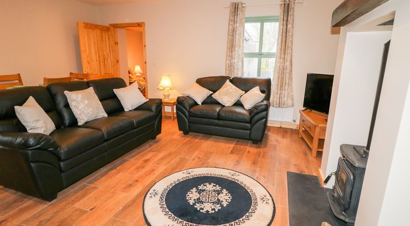 Photo of Minnie's Cottage, Killeavy