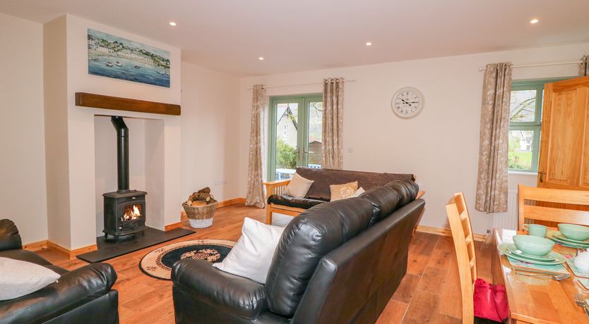 Photo of Minnie's Cottage, Killeavy