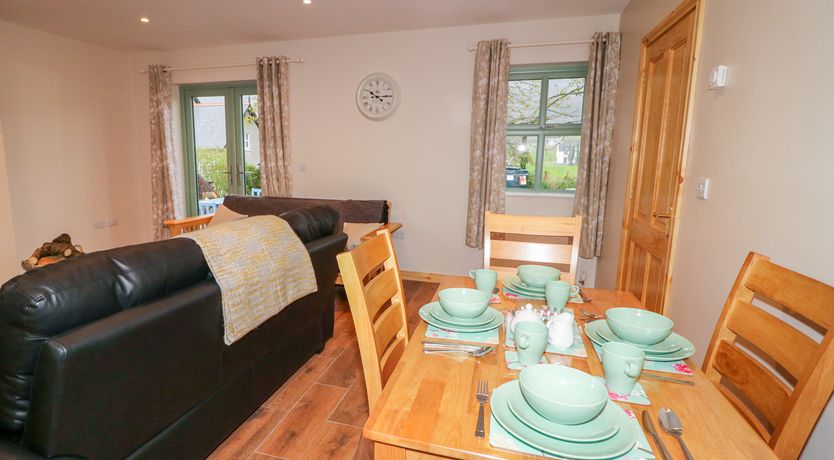 Photo of Minnie's Cottage, Killeavy