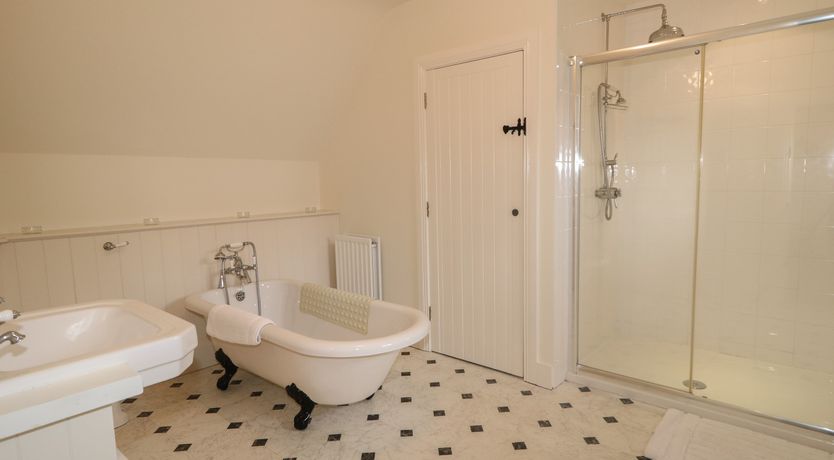 Photo of Robertson's Cottage