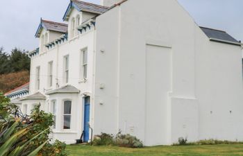 Carriguisnagh Holiday Cottage