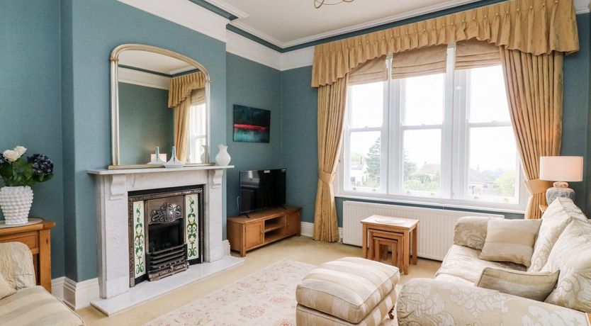 Photo of Heanor House