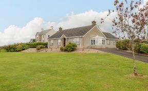 Photo of Braeside Farm House