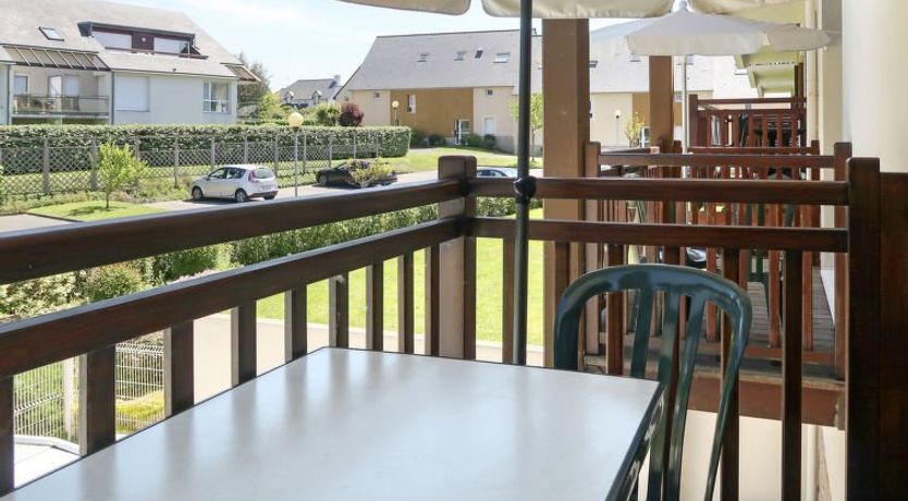 Photo of Les Roches Douvres 24