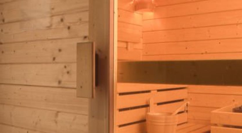 Photo of Les Roches Douvres 24