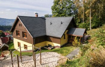 Albrechtice Holiday Home
