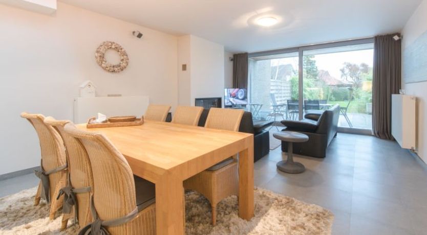 Photo of Stella Maris with garage and garden