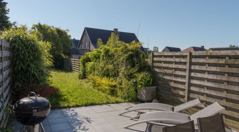 Photo of Stella Maris with garage and garden