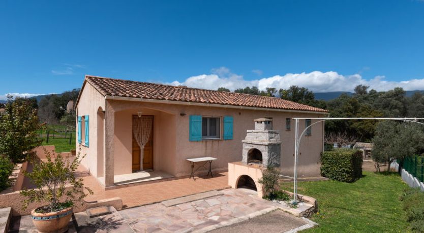 Photo of Les Rosiers